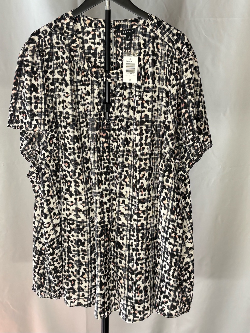 Torrid Leopard Print Blouse Plus Size Short Sleeve New with Tags